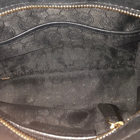 Michael Kors Hamilton Traveler Cross Body - Picture 5 of 5